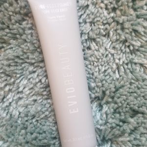 EvioBeauty Pore-Fect Primer